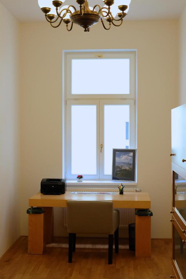 Kolonada Luxury 3 Bedroom Apartment Manes Marianske Lazne Exterior foto